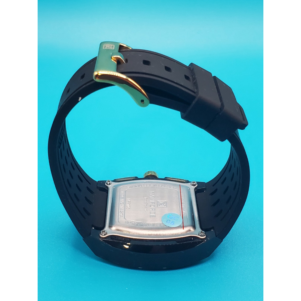 Mens Watch - Picture 6 of 12